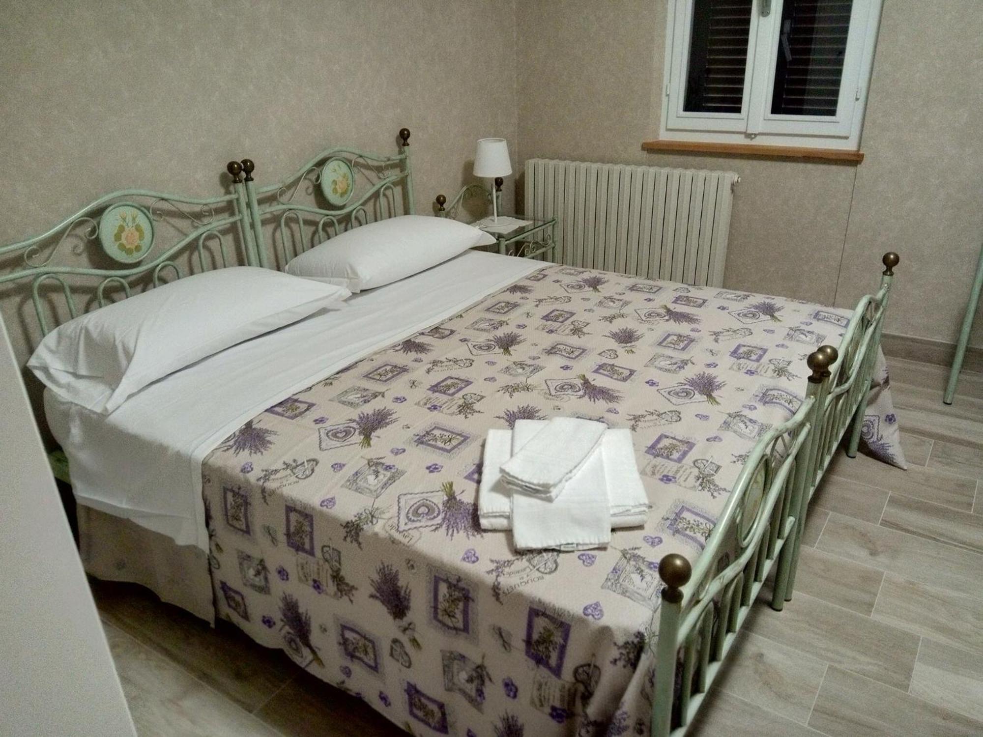 Bed and Breakfast La Buonanotte Мантуя Экстерьер фото